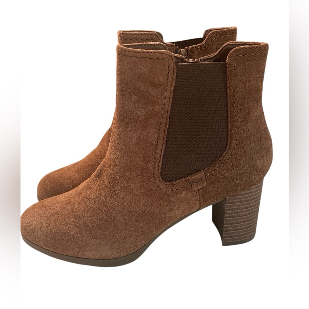 Clarks Suede ankle boots camel brown